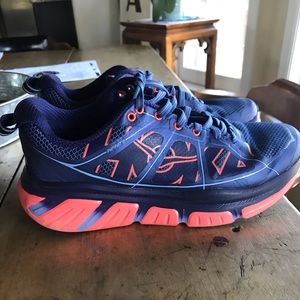 Hoka One One